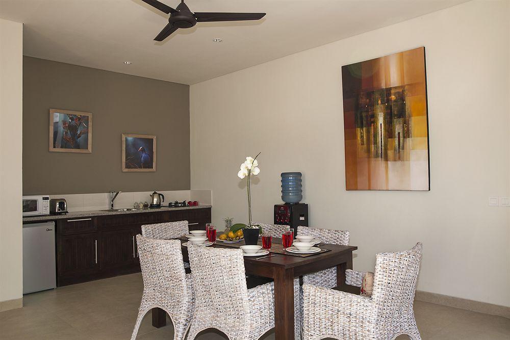 Aroha Boutique Villas Семиняк Екстериор снимка